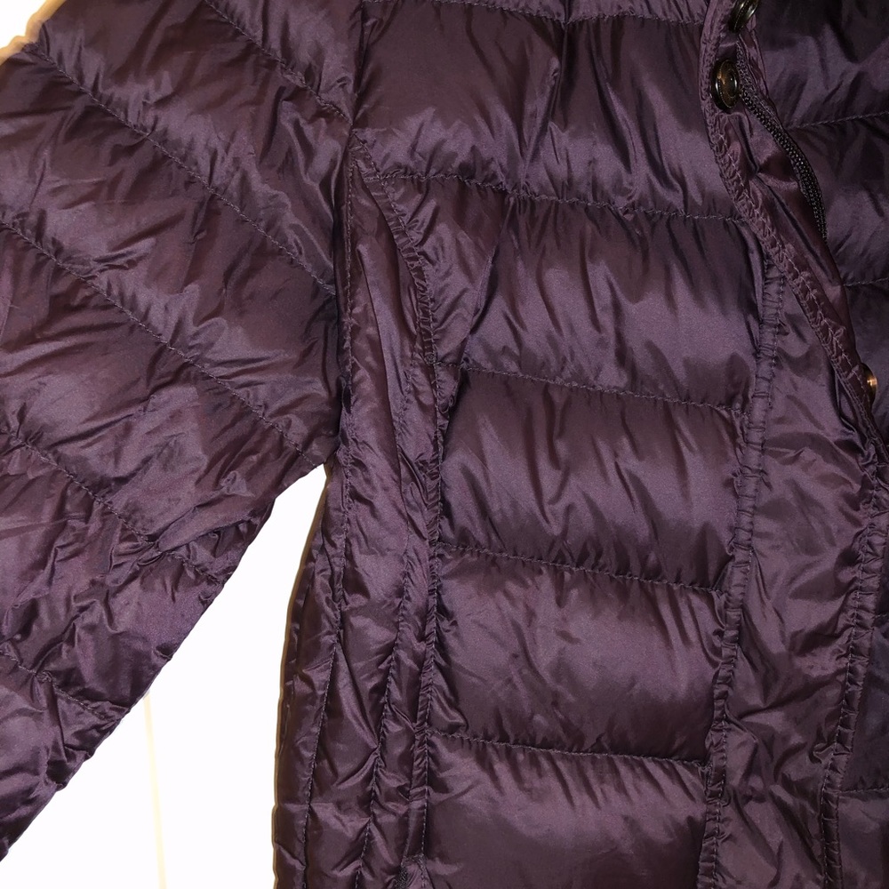 Maroon puffer jacket - Picture 2 of 3